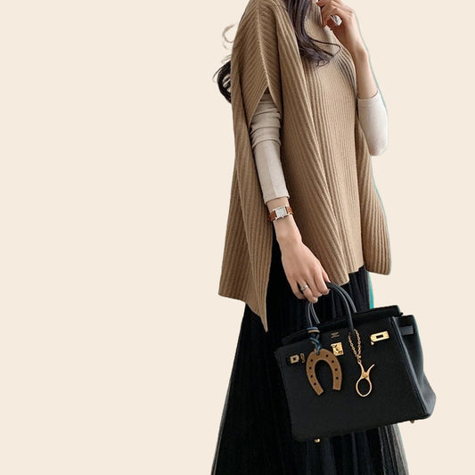 Dunja | Gebreide cape trui met vleermuismouwen