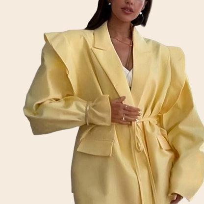 Fiene | Belted Blazer