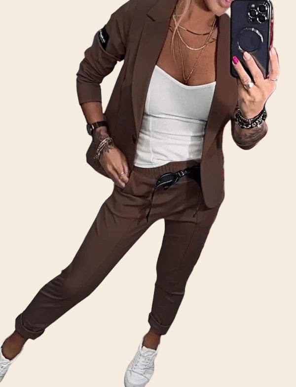 Yara™ | Klassieke Blazer met Pantalon